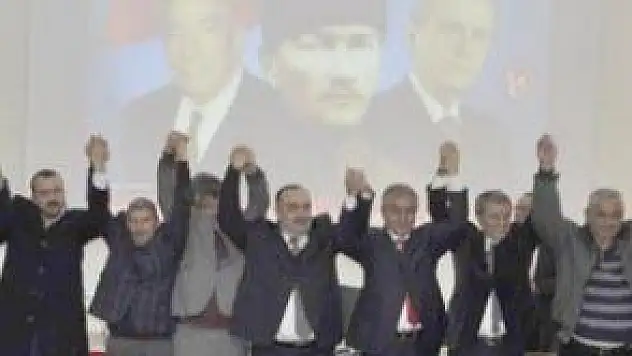 &quotAKP ÜLKEYİ KAOSA SOKTU&quot