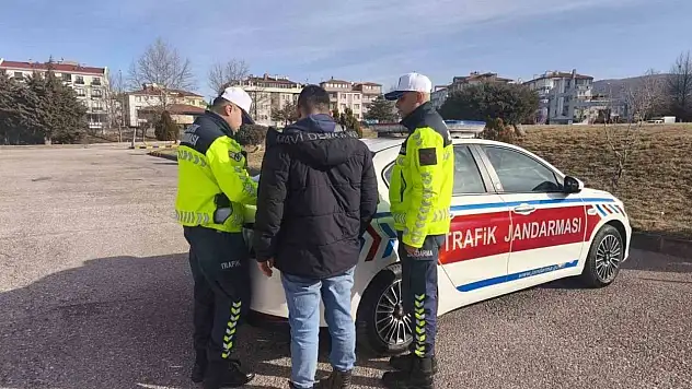 Trafikte akrobatik şov pahalıya patladı