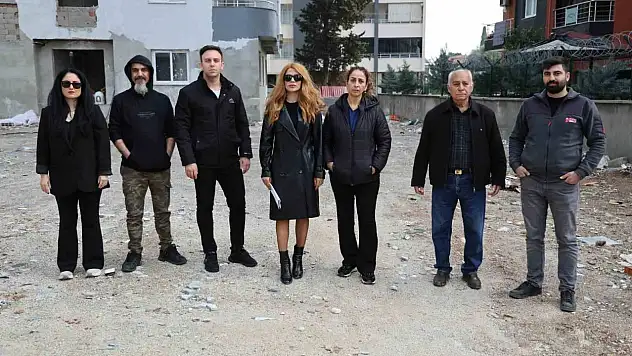 Evleri 3 yıldır teslim edilmeyen vatandaşlar, çareyi eylemde arıyor