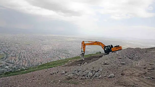 Pist yenileniyor...