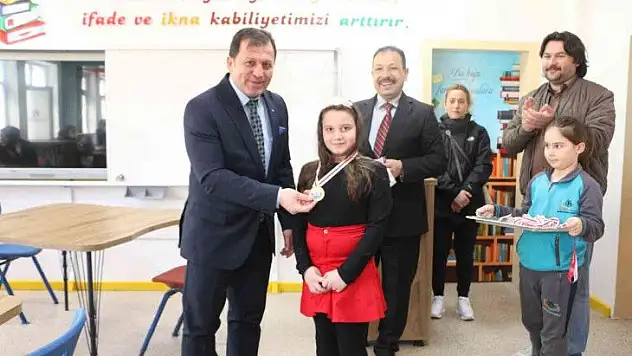Kabakcı öğrencilerle buluştu