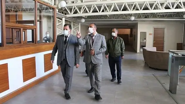 Kabakcı tesis ve yurt ziyaretlerine devam ediyor