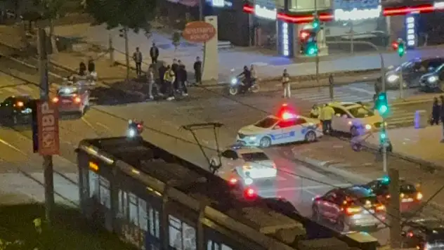 Alpaslan Mahallesinde kaza: 2'si çocuk 5 kişi...