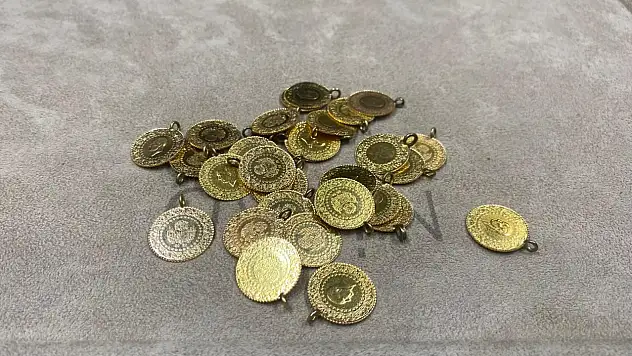 Altın fiyatları Perşembe gününe yükselişle başladı! İşte güncel fiyatlar (24 Nisan)
