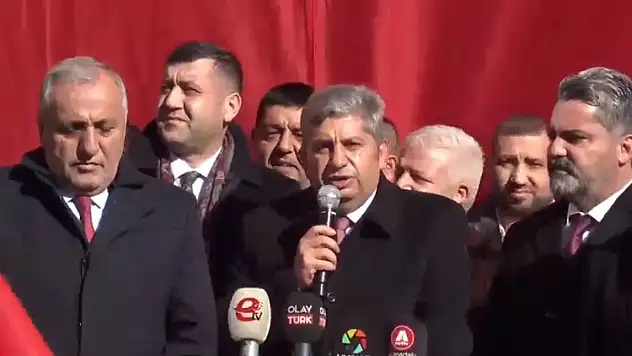 Altun: Yüzünüz açık, alnımız dik