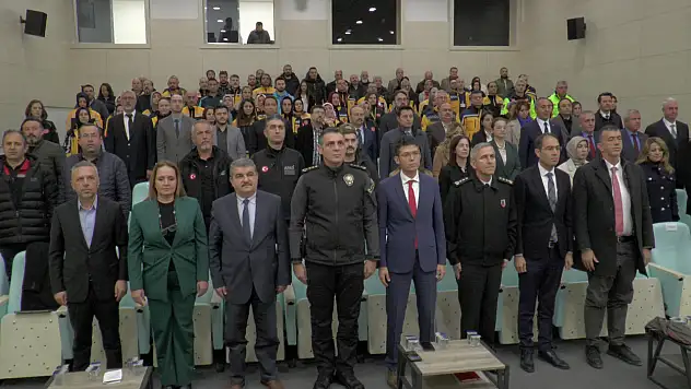 'Ambulansa yol ver, yaşama yol ver'