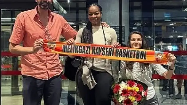 Amerikalı basketbolcu Kayseri'ye geldi!