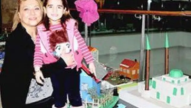 ANAOKULU ÖĞRENCİLERİNDEN TÜRKİYE'YE ÇEVRE DERSİ 