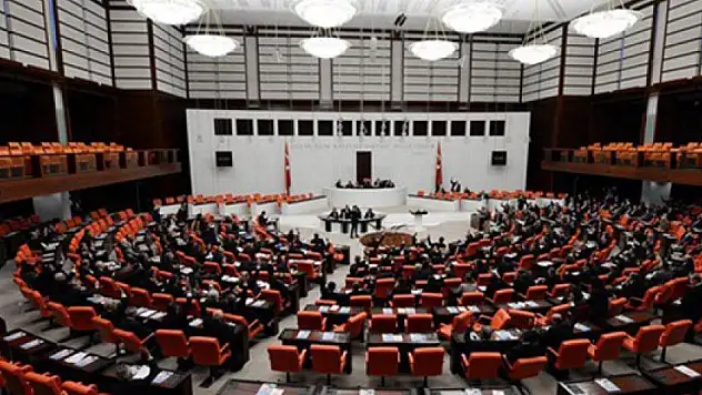 Anayasa oylamasında 4. maddesi kabul edildi