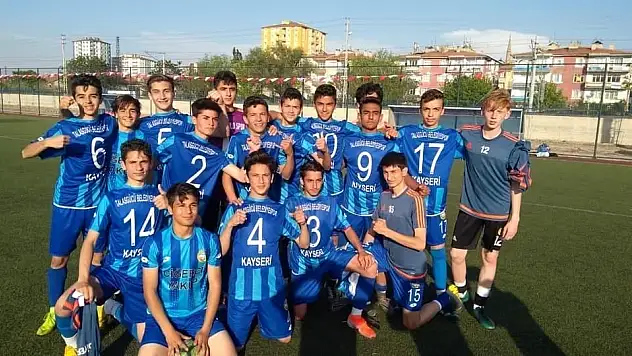 Anlamlı kupa Talasgücü Belediyespor'un