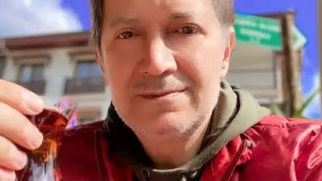 'Anlatacak çok şeyim var' dedi ve emekli olduğunu açıkladı!