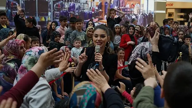 Anneler, Gaye Turgut Evin'in sunumuyla yarıştı