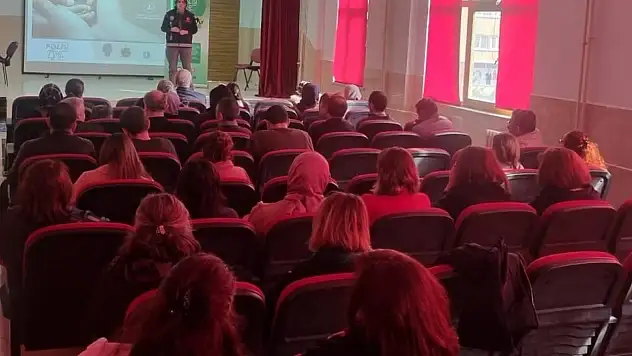 'En İyi Narkotik Polisi Anne'