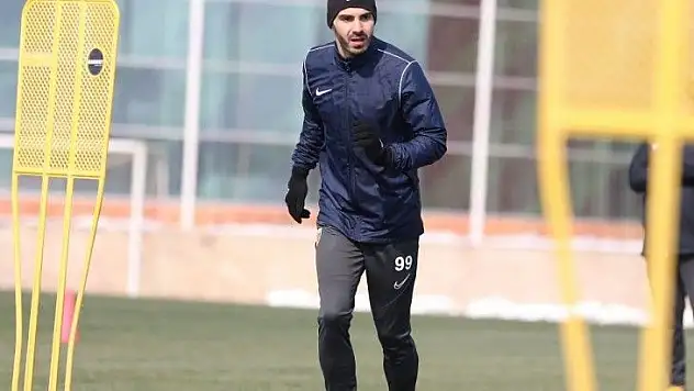 Anton Maglica 11'e dönüyor