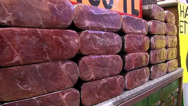 Esnaf diyor ki: Vatandaş pastırma-sucuk yiyemiyor