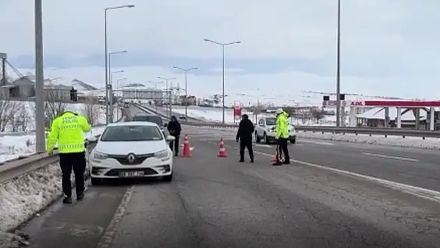 Araç trafiğine kapatılan Kayseri-Sivas kara yolu ile ilgili yeni gelişme
