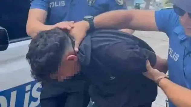 Araçların camını silerken korkuya neden olmuştu: 75 suç kaydı çıktı