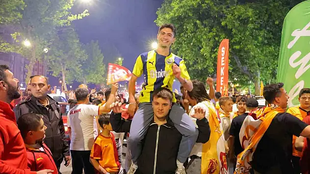 Rakip takıma tabutlu gönderme