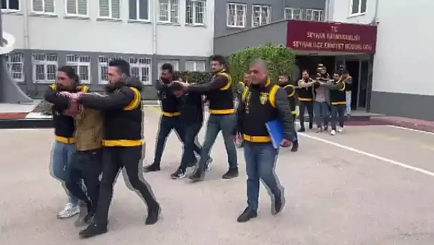 Sokak ortasında silahlı çatışma: 7 kişi yakalandı