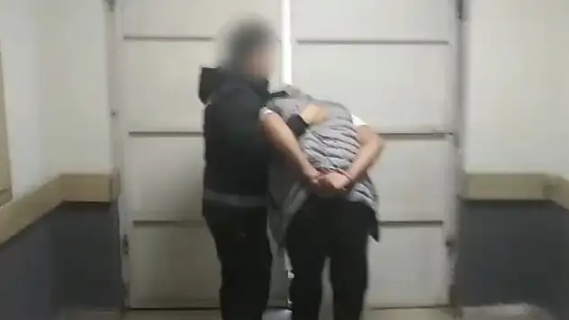 Aranan hırsız yakalandı!