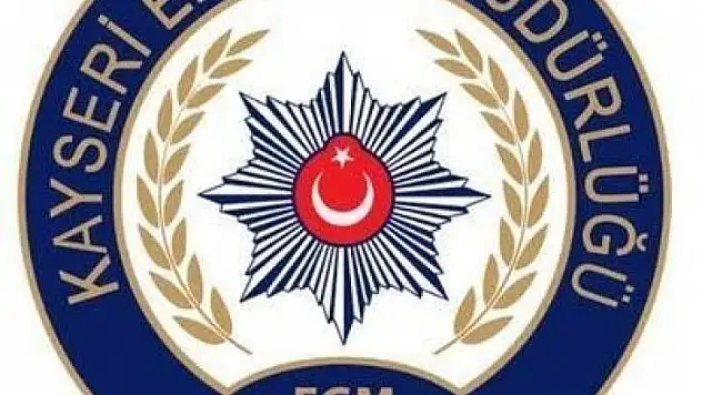 Aranan şahıslar polisten kaçamadı