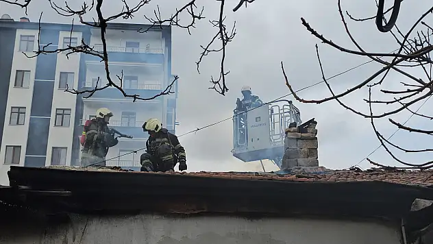 Argıncık'ta yangın! 6 aylık bebek...