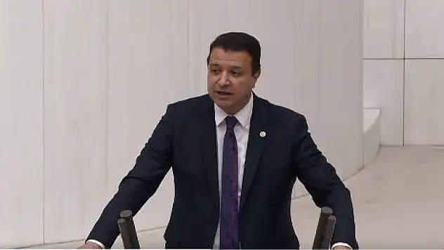 Arıkan'dan iktidara anokronizm hatırlatması