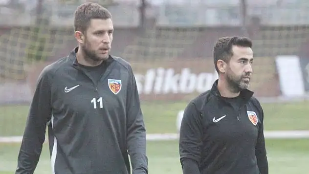 Artem Kravets çalışmalara başladı