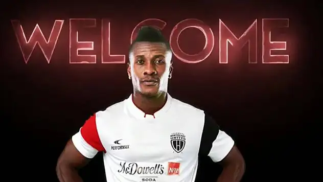 Asamoah Gyan Hindistan'a transfer oldu