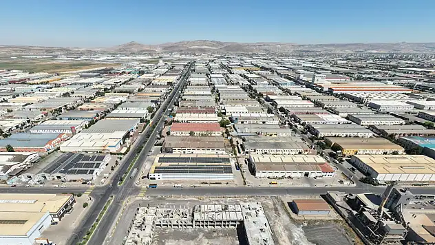 Asgari ücretin üzerinde maaş, mesai, prim ve iaşe... Kayseri'deki fabrika 100 kişi alacak