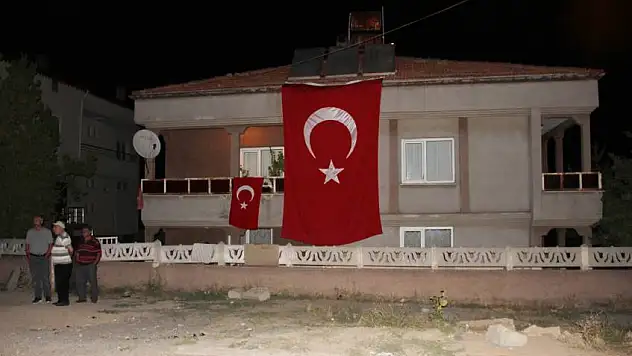 Asker eşi ve bebeğinin acı haberi Sivas'a ulaştı