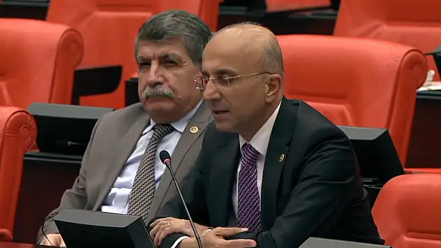 Aşkın Genç konuştu: Kayseri'de ihtiyaç var!