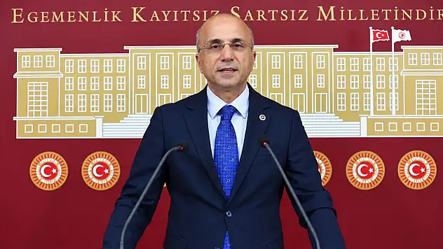 Aşkın Genç'ten iktidara 'faiz lobisi' çıkışı: 24 yıl sonra bu tablo!