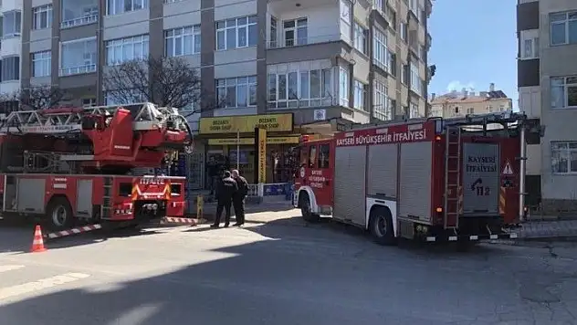 Evde korkutan yangın...