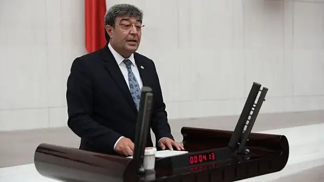 Ataş: Ekonomisi uçan, şahlanan, büyüyen ülkede her 4 kişiden 1'i icralık olur mu?