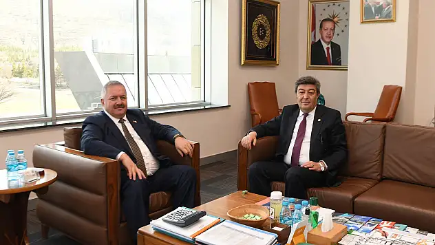 İYİ Parti adayı Ataş'tan, Nursaçan'a ziyaret