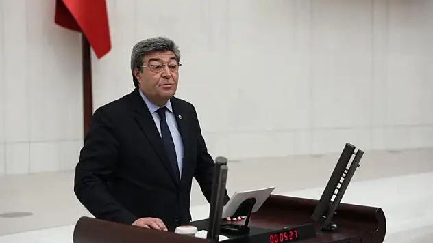 Ataş'tan Suriyeli açıklaması: Çok seviyorsanız birkaçını siz evinize alın!