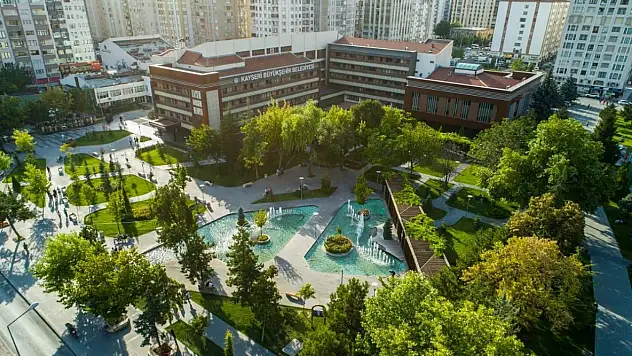 Atatürk'e yönelik paylaşımı ile tepki toplayan Fevzi Konaç ile ilgili Kayseri Büyükşehir Belediyesi'nden açıklama geldi!