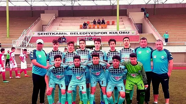 Atletikspor emin adımlarla ilerliyor