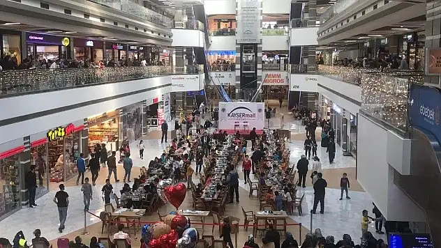 AVM'de santraç turnuvasına yoğun ilgi