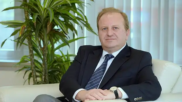 AVM'lerde çalışma saatine destek açıklaması