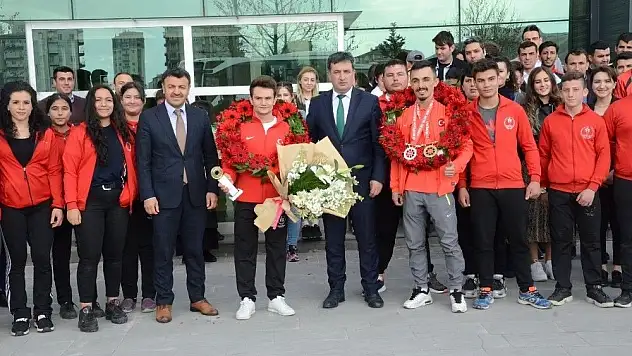 Avrupa'dan Kayseri'ye 3 madalya birden