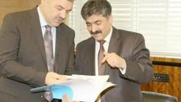 AVRUPALI KAYSERİLİLER'DEN ÇELİK'E ZİYARET
