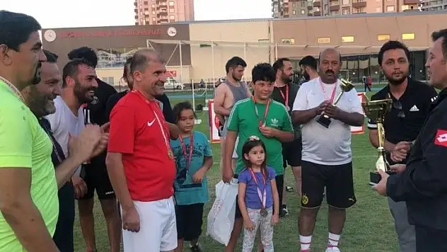 Ayak Tenisi İl Birinciliği tamamlandı