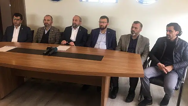 Aydın Kalkan: &quotÖğretmeni aktör olarak görmeyen performans değerlendirmesi kabul edilemez&quot