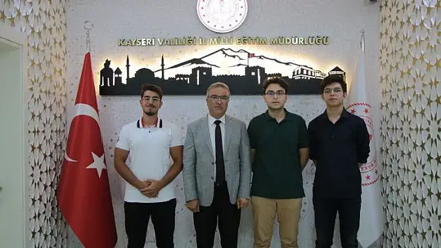 Türkiye birincileri Müdürü ziyaret etti...