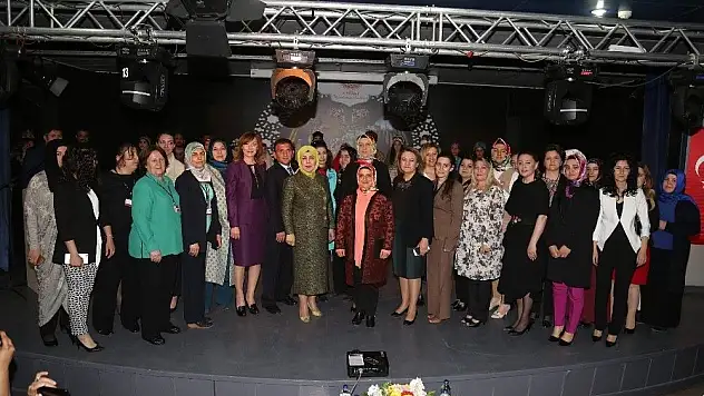 Ayşe Kamçı 'Gayseri'nin Selçuklu Hatunları' projesinin tanıtım programına katıldı