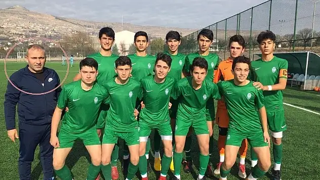 Baba, oğul rakip oldular

