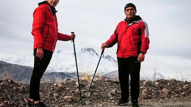 Baba ve oğlu, havada ve karada ayrılmaz ikili oldu