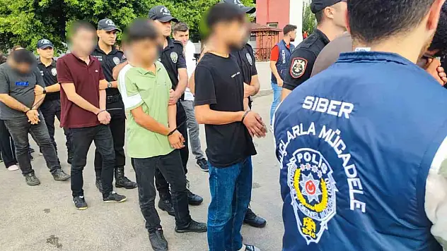 Günlük kazançları tam 24 milyon lira! Bahis şebekesi çökertildi